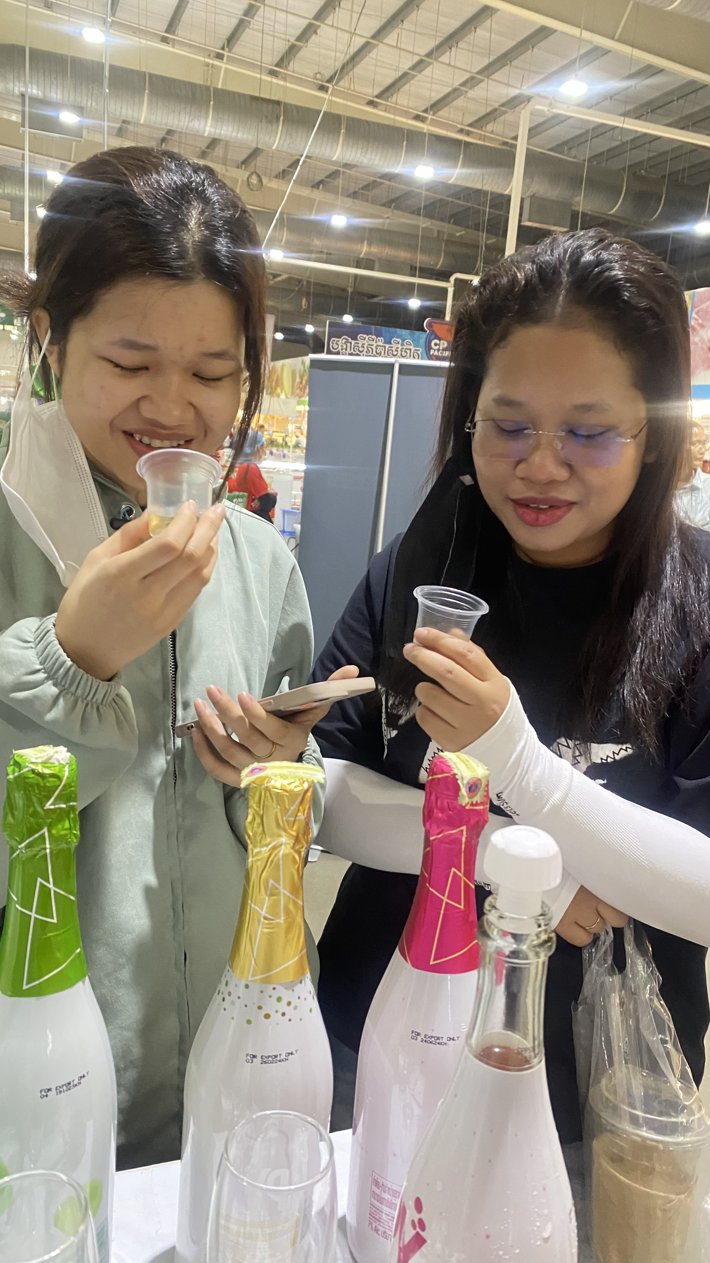 SPY-Sparkling Fruit Wine Testing Success at Makro Market Day 2 Highlights - Image 3